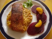 Lachsfilet mit roten Linsen und rote Bete - Rezept