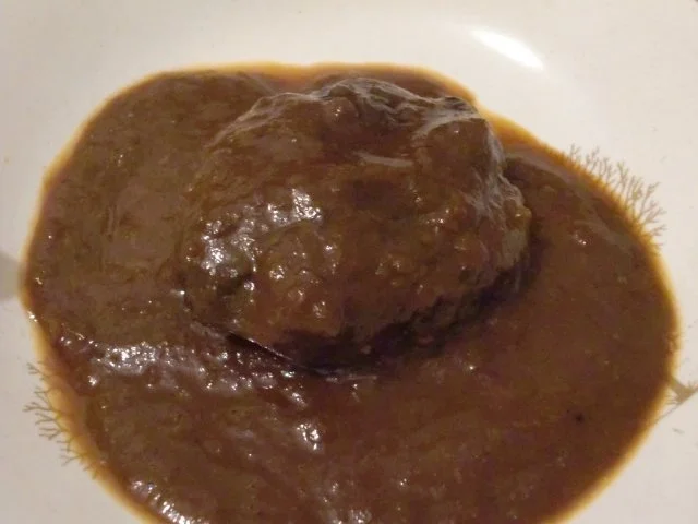 Rezept: Schweinebäckchen in Rotwein - Soße Schweinebäckchen in Rotwein - Soße - Rezept