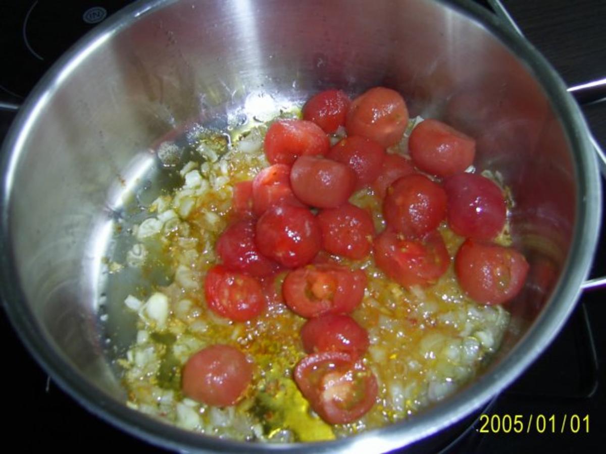 Suppen & Eintöpfe: Tomatensuppe mit Mozzarella - Rezept - Bild Nr. 3