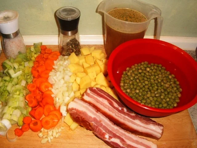 Rezept: Oma´s Erbseneintopf Bild Nr. 2 Oma´s Erbseneintopf - Rezept - Bild Nr. 2