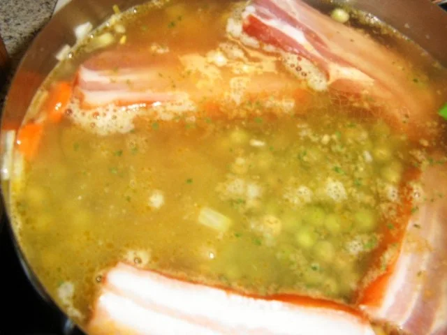 Rezept: Oma´s Erbseneintopf Bild Nr. 4 Oma´s Erbseneintopf - Rezept - Bild Nr. 4