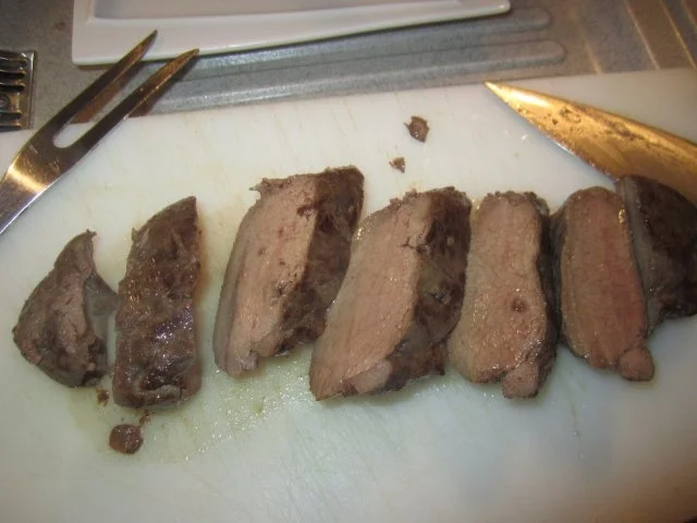 Rezept: Rosa gebratener Rehrücken Bild Nr. 10 Rosa gebratener Rehrücken - Rezept - Bild Nr. 10