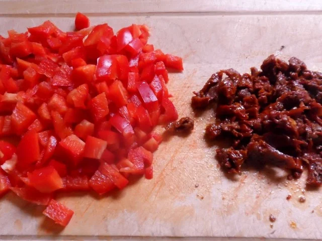 Ofengerichte: Spaghetti-Auflauf mit zweierlei Käse, Cabanossi und Erbsen - Rezept - Bild Nr. 3