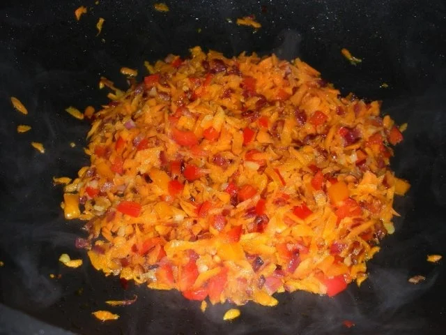 Quinoa-Hackfleisch-Muffins mit Cornflakes-Streusel - Rezept - Bild Nr. 7