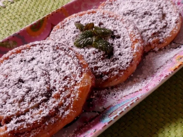 Blätterteig: Kirsch-Kokos-Schnecken mit Schokolade - Rezept