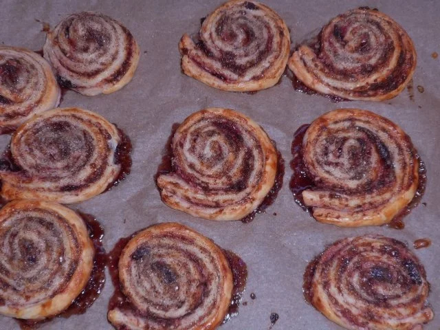 Blätterteig: Kirsch-Kokos-Schnecken mit Schokolade - Rezept - Bild Nr. 16