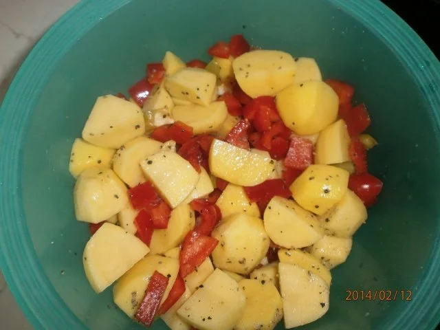 Kräuter - Brathuhn auf buntem Gemüsebett - Rezept - Bild Nr. 3