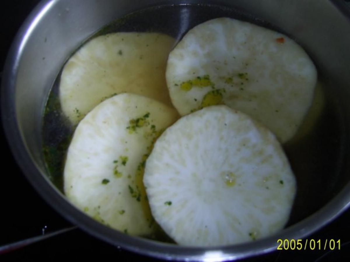 Ohne Fleisch: Gemüse-Schnitzel mit Tomatensauce und frischen Feldsalat...... - Rezept - Bild Nr. 5