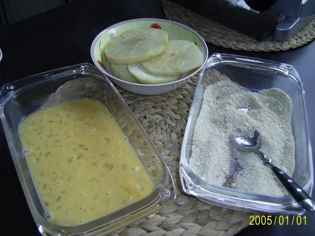 Ohne Fleisch: Gemüse-Schnitzel mit Tomatensauce und frischen Feldsalat...... - Rezept - Bild Nr. 7