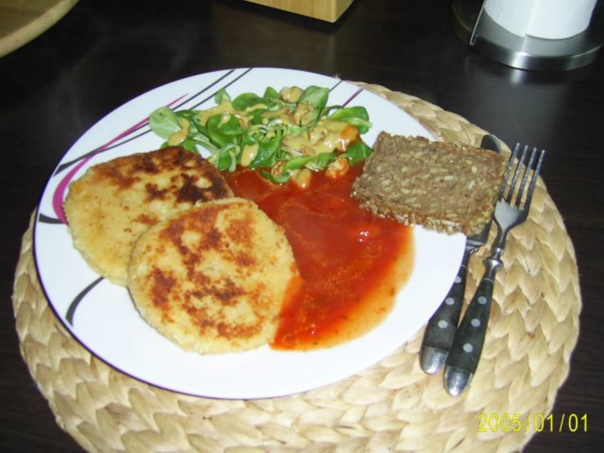 Ohne Fleisch: Gemüse-Schnitzel mit Tomatensauce und frischen Feldsalat...... - Rezept - Bild Nr. 21