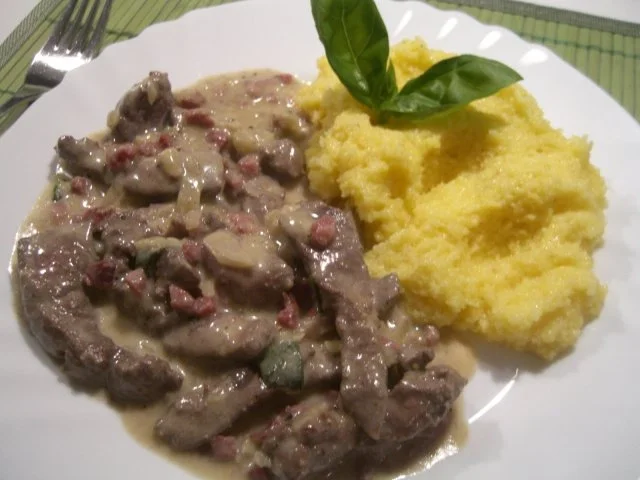 Leber "Südtiroler Art" mit Polenta - Rezept