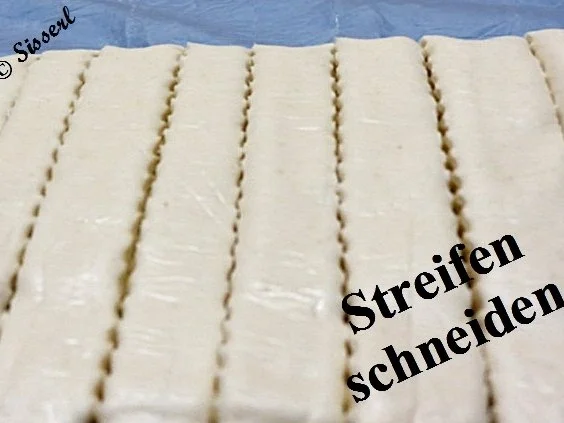 Sisserl’s  ~  Käsestängle - Rezept - Bild Nr. 7