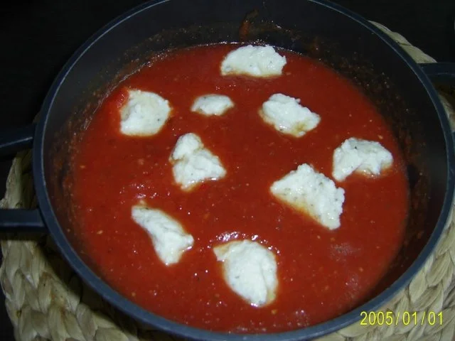 Ohne Fleisch: Gazpacho & Quarknockerln..... - Rezept