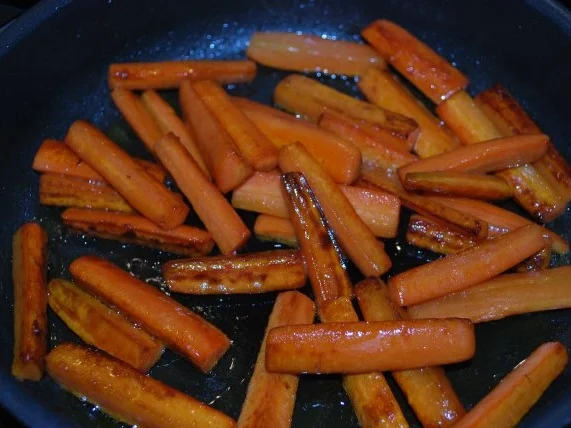 Karamellisierte Möhren - Rezept