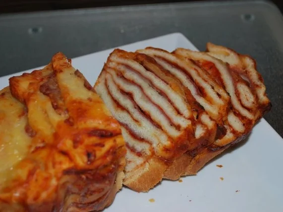 Rezept: Schneller Pizzakuchen Bild Nr. 8 Schneller Pizzakuchen - Rezept - Bild Nr. 8