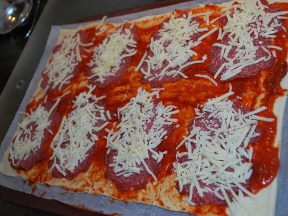 Rezept: Schneller Pizzakuchen Bild Nr. 6 Schneller Pizzakuchen - Rezept - Bild Nr. 6