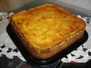 Mirabellen-Rotweinkuchen mit Sauerrahmguß - Rezept