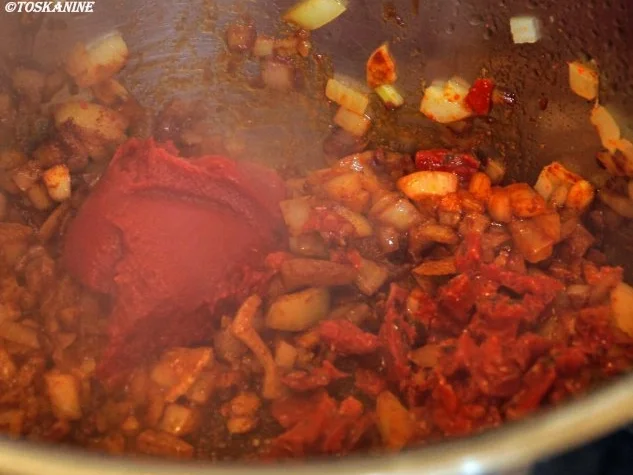 Rezept: Kalbsgulasch mit Kräuterseitlingen, dazu Schupfnudeln Bild Nr. 11 Kalbsgulasch mit Kräuterseitlingen, dazu Schupfnudeln - Rezept - Bild Nr. 11