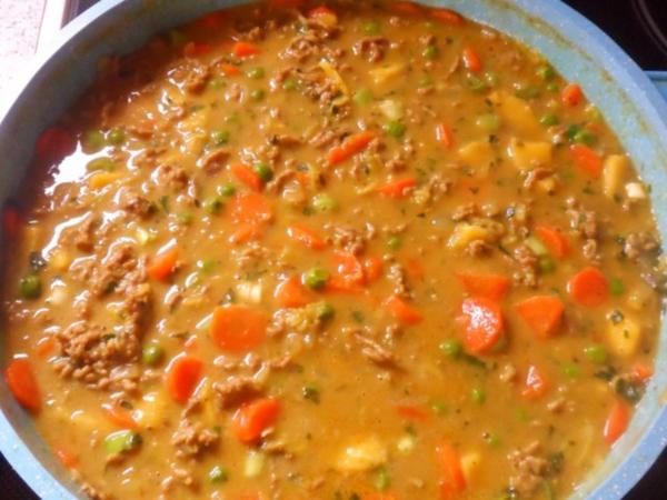 Pfannengerichte: Fruchtige Mango Hackfleisch Pfanne mit Erdnuss Soße ...
