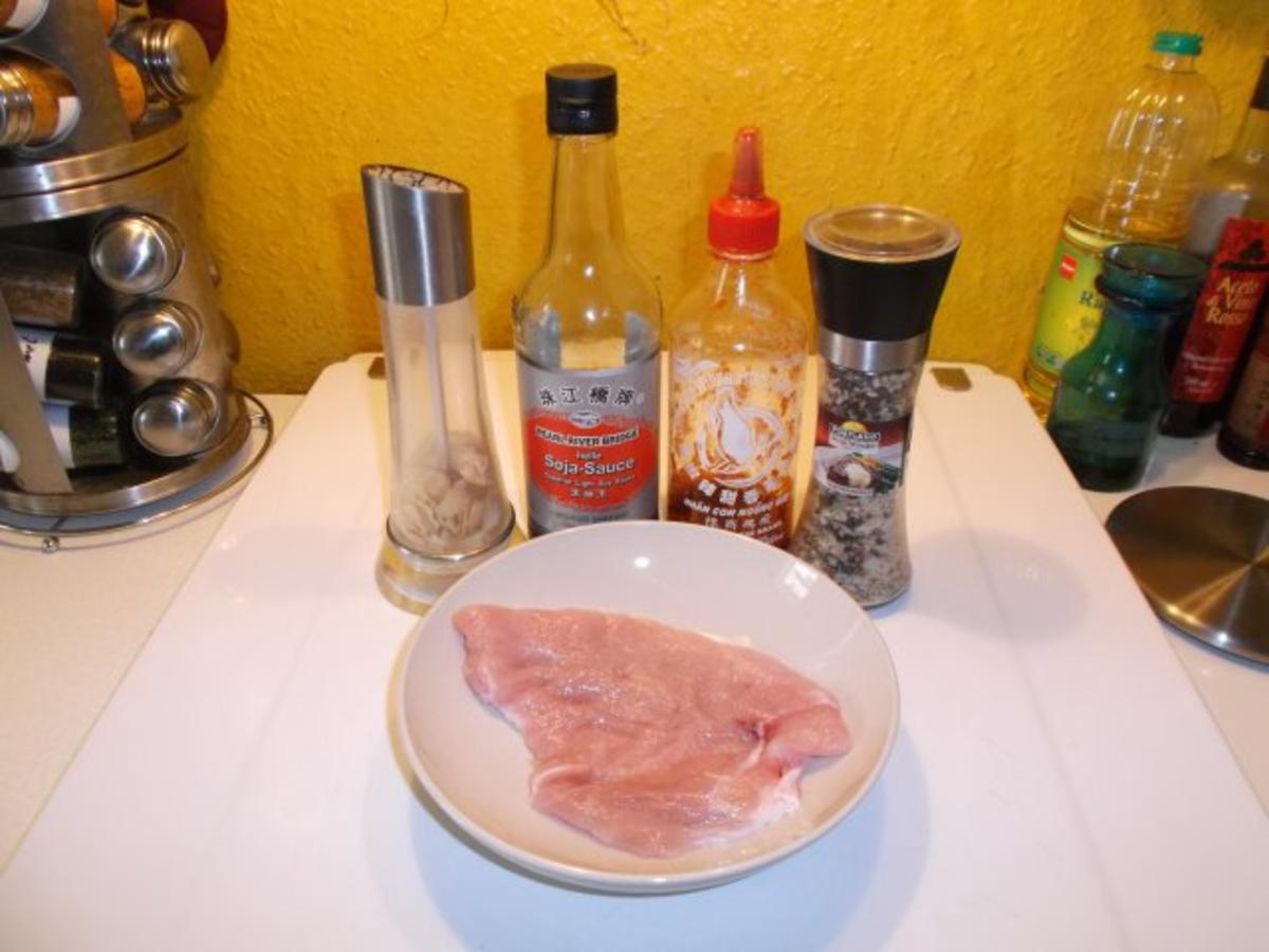 Geflügel: Pikantes Schnitzel mit schwarzen thailändischen Klebreis - Rezept - Bild Nr. 4