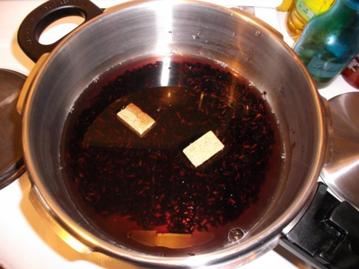 Geflügel: Pikantes Schnitzel mit schwarzen thailändischen Klebreis - Rezept - Bild Nr. 7