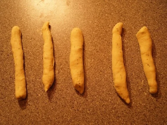 Pizzastangerl - Rezept