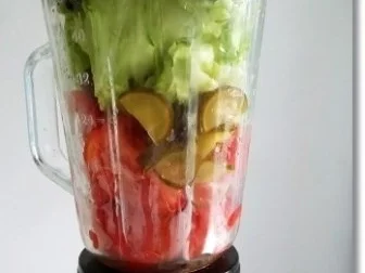 Rezept: Erfrischender Gemüse – Smoothie (ړײ) Bild Nr. 10 Erfrischender Gemüse – Smoothie (ړײ) - Rezept - Bild Nr. 10