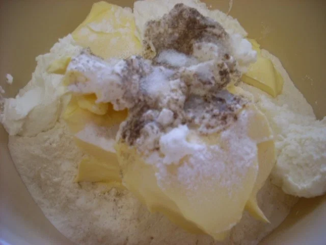 Rezept: Schinken-Käse-Hörnchen Bild Nr. 5 Schinken-Käse-Hörnchen - Rezept - Bild Nr. 5