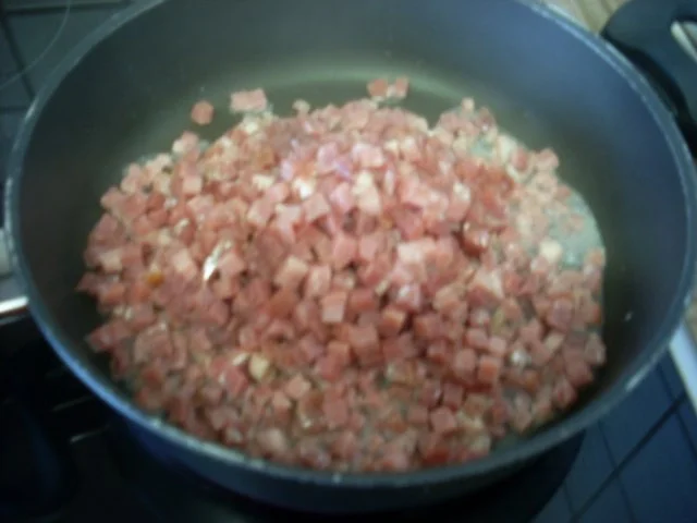 Rezept: Schinken-Käse-Hörnchen Bild Nr. 7 Schinken-Käse-Hörnchen - Rezept - Bild Nr. 7