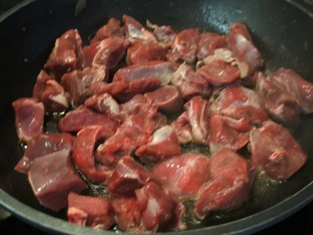 Wild: Wildgulasch nach Jägerart, einfach und schnell - Rezept - Bild Nr. 4