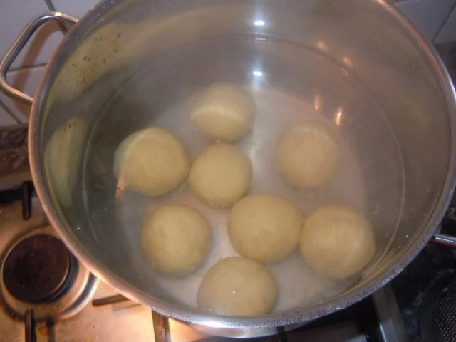 Perfekte Kartoffelknödel - Rezept - Bild Nr. 12