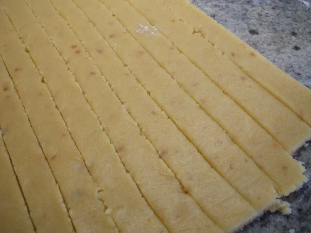 Plätzchen: Orangen-Marzipan-Stangen - Rezept - Bild Nr. 7