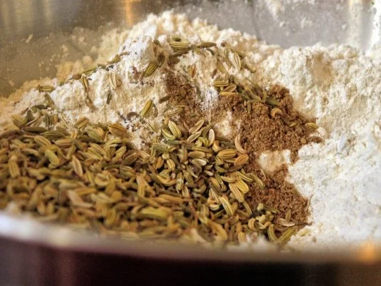 Mischbrot mit Fenchel und Koriander - Rezept - Bild Nr. 3