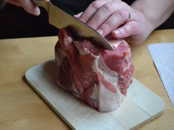 Rezept: Schichtbraten mit Kräutern und Bacon Schichtbraten mit Kräutern und Bacon - Rezept