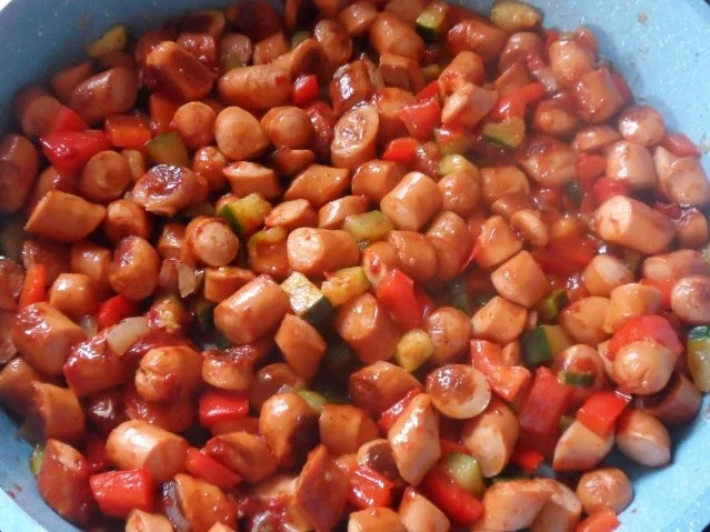 Auflauf/Gratin: Mediterranes Wurstgulasch überbacken mit Parmesan-Kartoffelpüree - Rezept - Bild Nr. 7