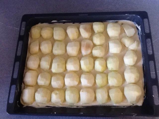 Apfelkuchen auf dem Backblech - Rezept - Bild Nr. 3