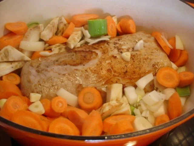 Lummerbraten mit Sauce, Sauerkraut und Kartoffeln - Rezept - Bild Nr. 7