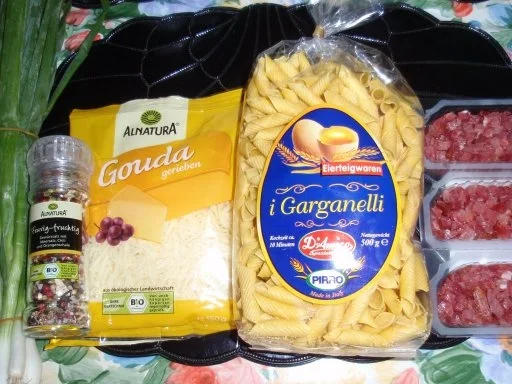 Rezept: Herzhafte Käsenudeln Bild Nr. 2 Herzhafte Käsenudeln - Rezept - Bild Nr. 2