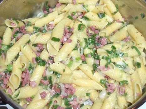 Rezept: Herzhafte Käsenudeln Bild Nr. 9 Herzhafte Käsenudeln - Rezept - Bild Nr. 9