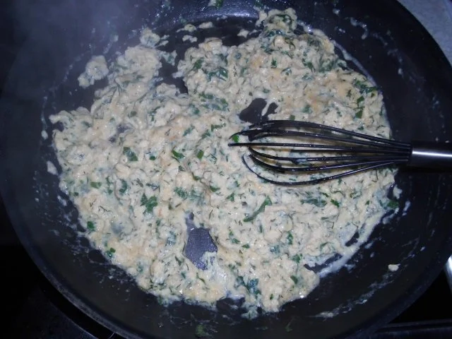 Schinken-Toast mit Kräuter-Eiern - Rezept - Bild Nr. 14