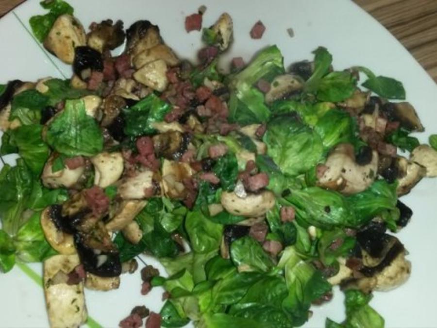 Warmer Feldsalat mit Champignons - kochbar.de