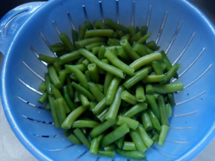 Salat: Frühlingsfrischer Apfel-Bohnen-Salat mit Zitronen-Sahne-Dressing ...