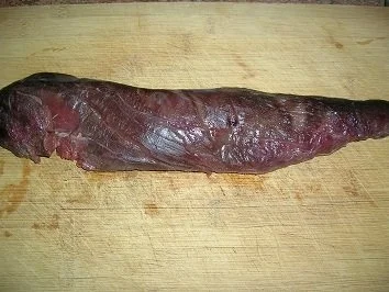 Hirschfilet mit Portwein-Kirschsauce an hausgemachter Steinpilzknödelrolle - Rezept - Bild Nr. 11