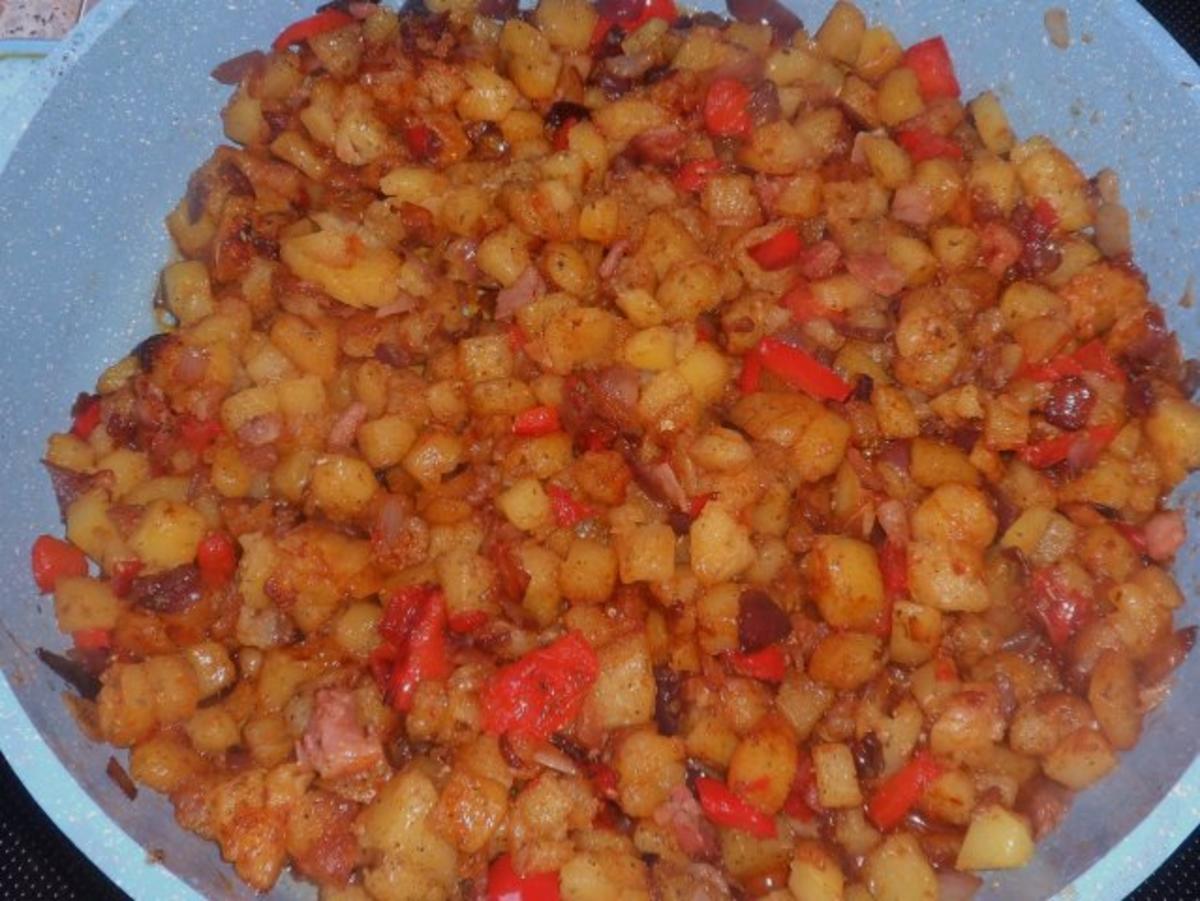 Beilagen: Paprika-Röstkartoffeln mit roten Zwiebeln und Speck - Rezept - Bild Nr. 9