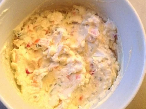 Rezept: Schafskäse - Dipp mit grünem Pfeffer und Paprika Schafskäse - Dipp mit grünem Pfeffer und Paprika - Rezept