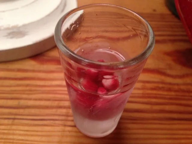 Rezept: Granatenstarker Wacholdergruß Granatenstarker Wacholdergruß - Rezept