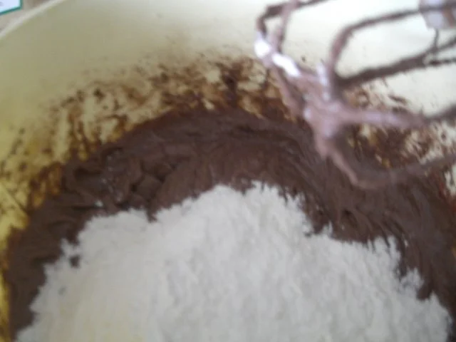 Rezept: Amarena-Schnitten Bild Nr. 10 Amarena-Schnitten - Rezept - Bild Nr. 10