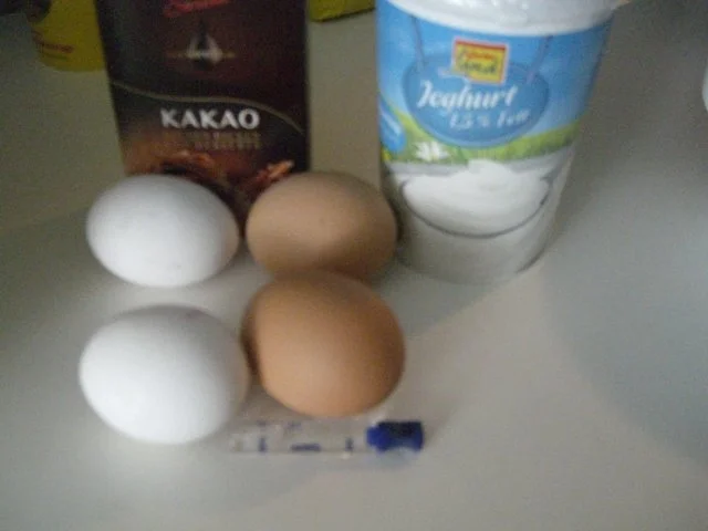 Rezept: Amarena-Schnitten Bild Nr. 14 Amarena-Schnitten - Rezept - Bild Nr. 14