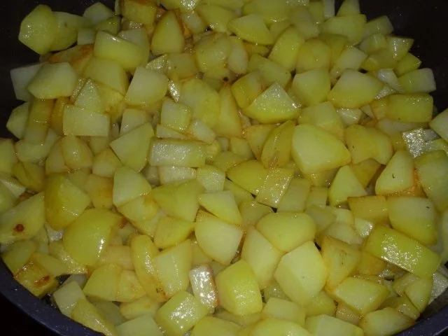 Rezept: Bulgarisches Gratin mit Hähnchenfleisch und Gemüse Bild Nr. 7 Bulgarisches Gratin mit Hähnchenfleisch und Gemüse - Rezept - Bild Nr. 7