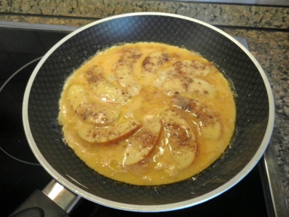 Apfel - Omelett ... - Rezept - Bild Nr. 3